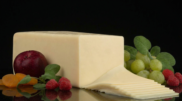Boar’s Head® American Cheese White.
